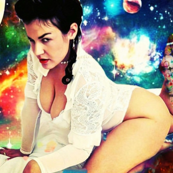 MY CLOSET MUST BE DRAINED ASAP - Picture 8 of 8